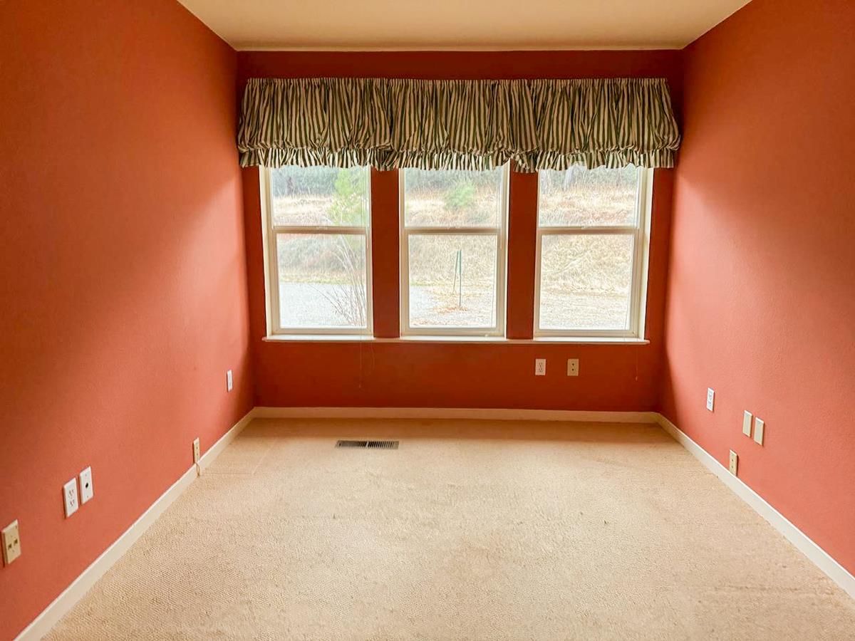 13376 Rue Montaigne Oregon House, CA 95962 - Photo 12 of 45 an empty room with windows