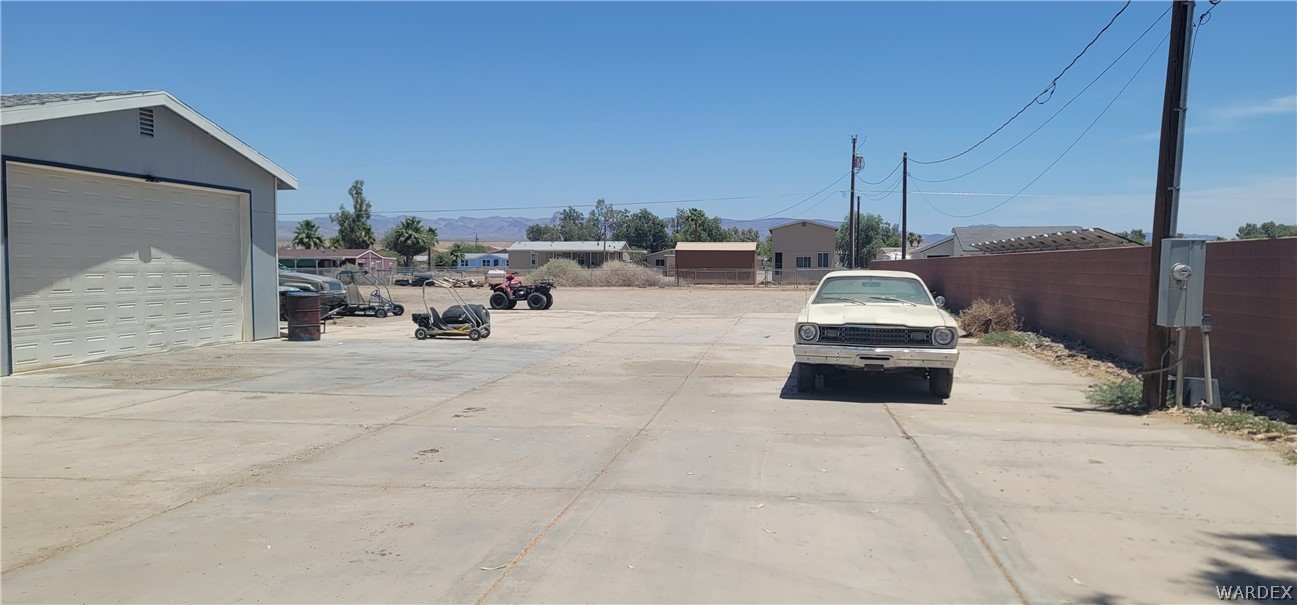 7100 Mountain View Road Mohave Valley, AZ 86440 - Photo 8 of 35