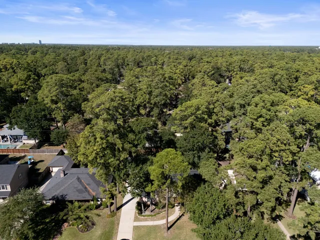 view of outdoor space and yard