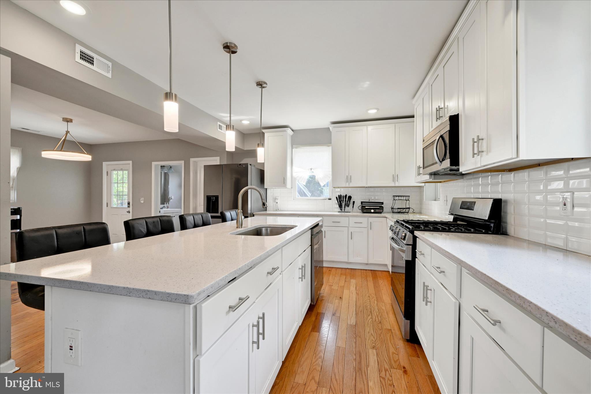 4409 Wentworth Road Baltimore, MD 21207 - Photo 13 of 31