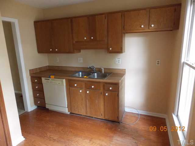 728 Benchmark Drive Raleigh, NC 27615 - Photo 2 of 9 Photo 2