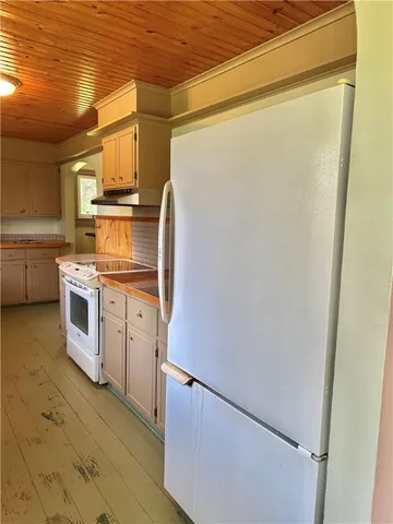 $245,000 | 9 Mt Pleasant Drive, Bainbridge, NY 13733