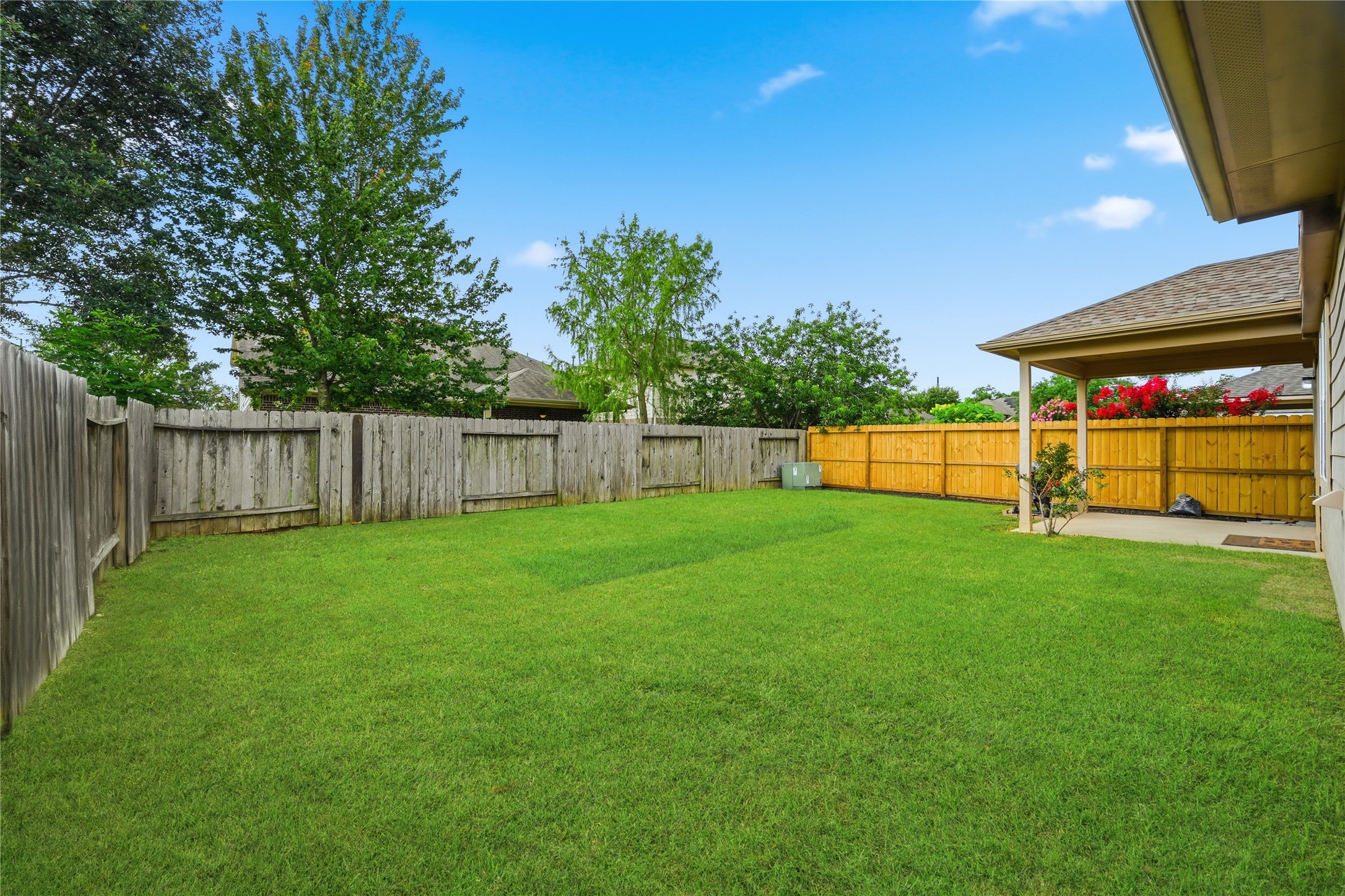 7043 Windy Run Court Spring, TX 77379 - Photo 4 of 44