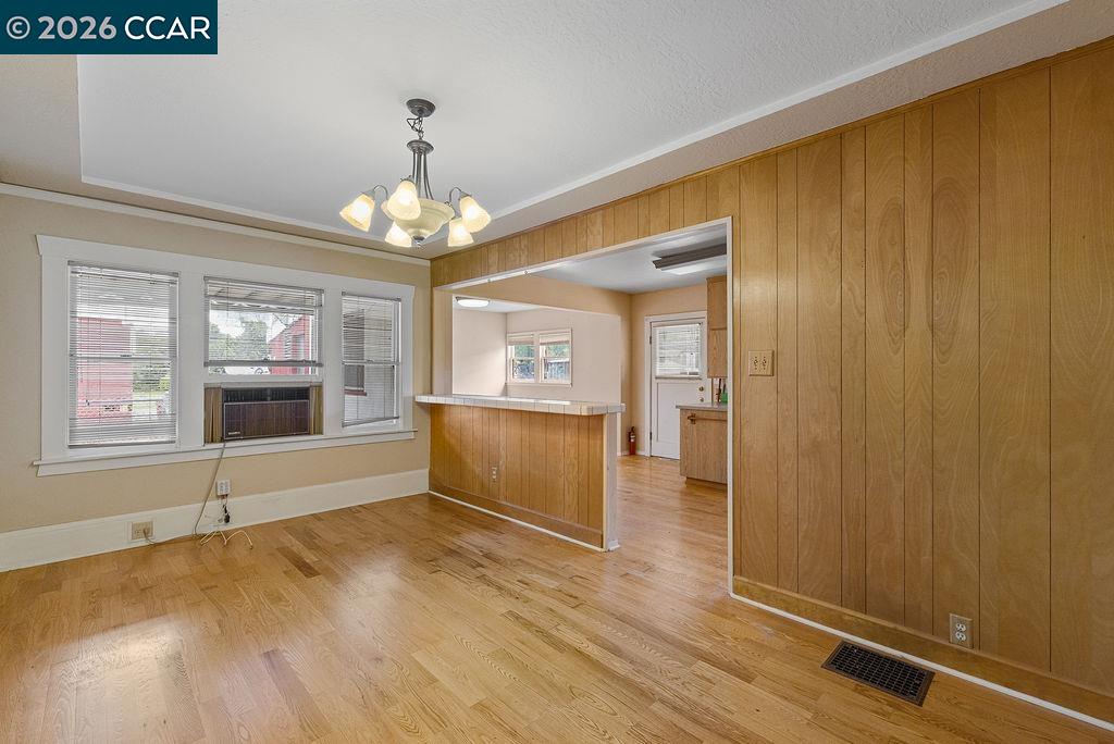 710 Grove Way Hayward, CA 94541 - Photo 13 of 55