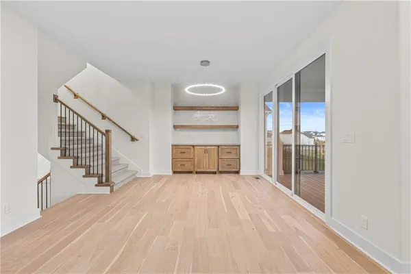 $961,000 | 16932 Parkhill Street, Overland Park, KS 66221
