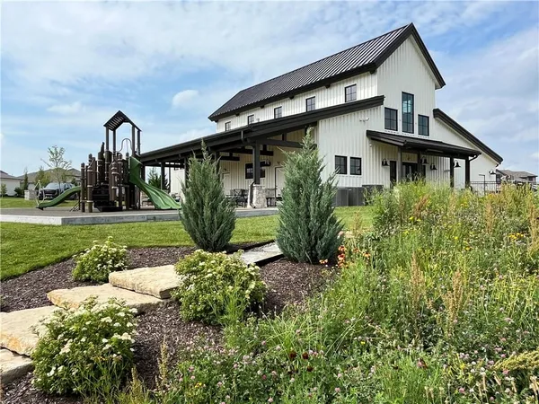 $961,000 | 16932 Parkhill Street, Overland Park, KS 66221