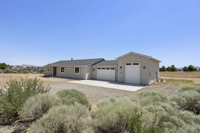 $799,900 | 390 Angelina Circle, Wellington, NV 89444
