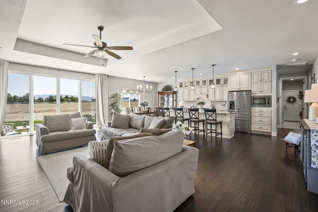 $799,900 | 390 Angelina Circle, Wellington, NV 89444