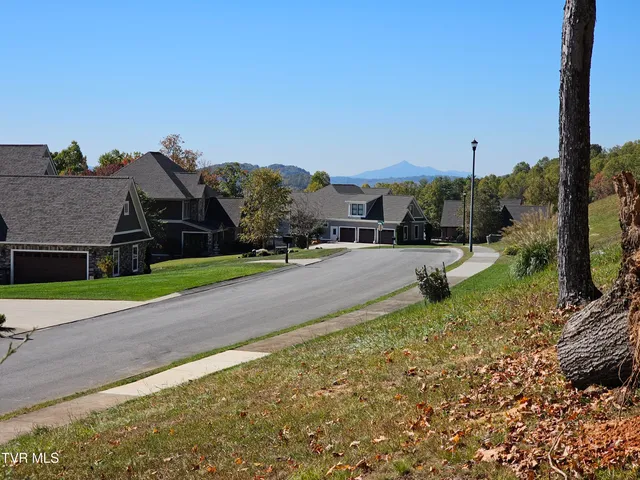 $64,900 | 1270 Ridgetop Trail, Unit 19, Kingsport, TN 37664