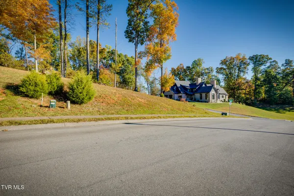 $64,900 | 1270 Ridgetop Trail, Unit 19, Kingsport, TN 37664