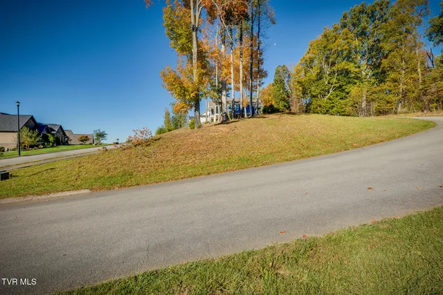 $64,900 | 1270 Ridgetop Trail, Unit 19, Kingsport, TN 37664