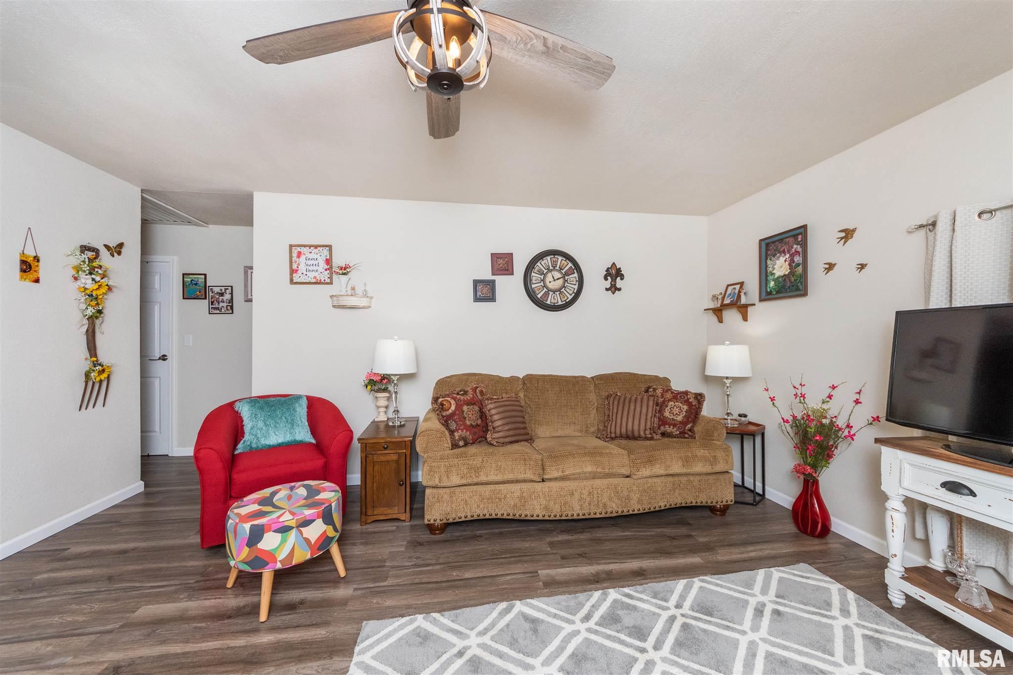 200 Algonquin Road Marquette Heights, IL 61554 - Photo 17 of 40 Gallery Image 17
