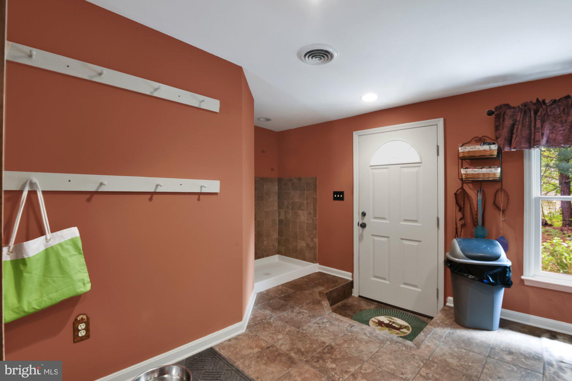 717 Poole Road Westminster, MD 21157 - Photo 18 of 52 Gallery Image 18