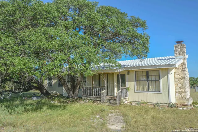 $4,950,000 | 13105 Interstate 10 Service Road, Junction, TX 76849