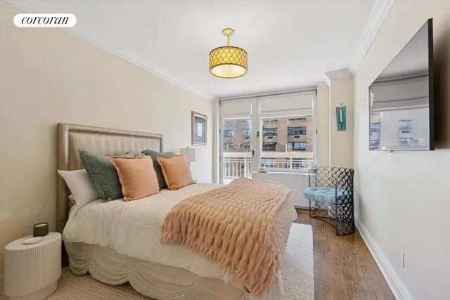 $2,495,000 | 170 East 87th Street, Unit E17C | Upper East Side