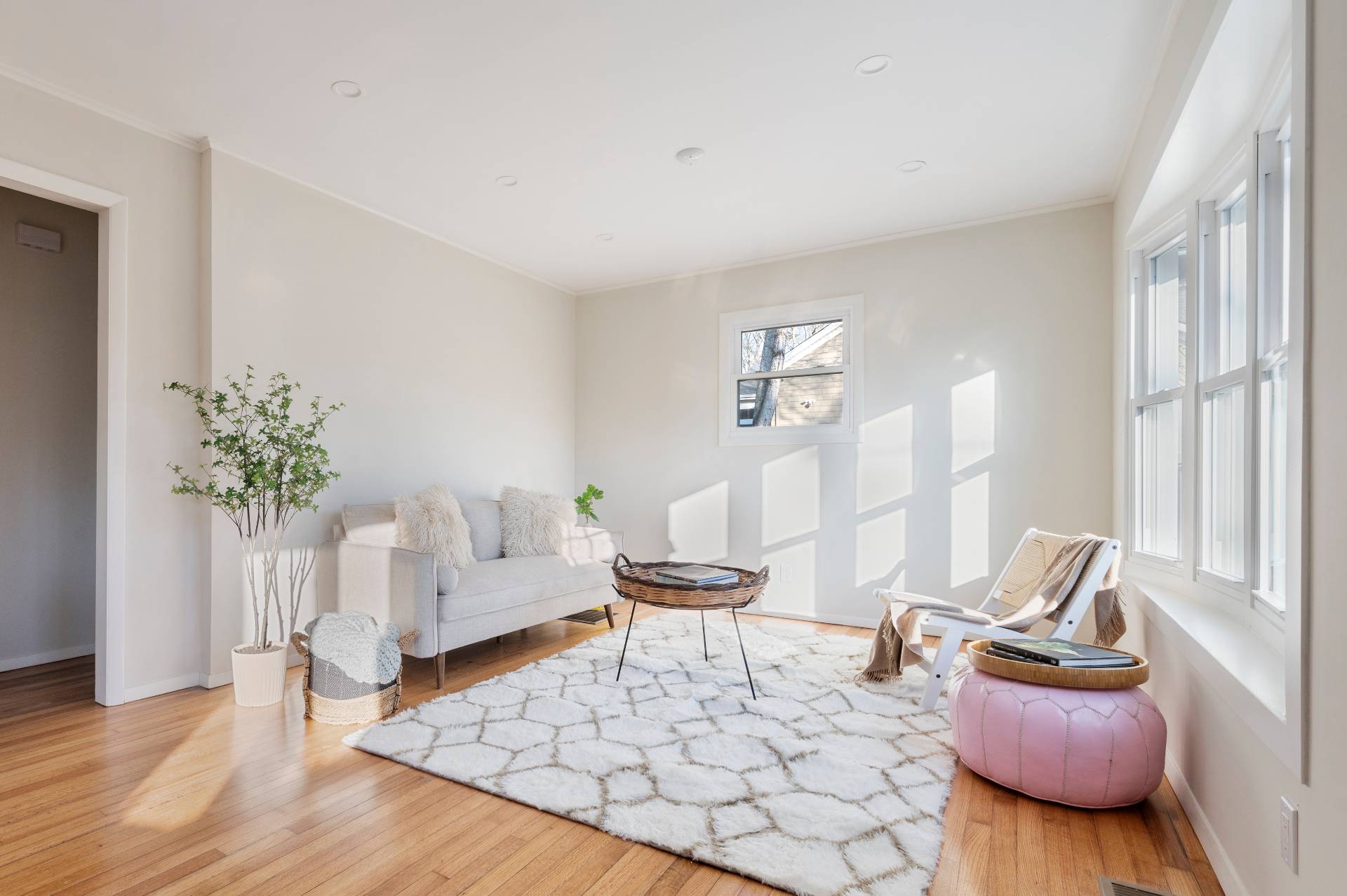 207 Springville Road Hampton Bays, NY 11946 - Photo 3 of 10 Gallery Image 3