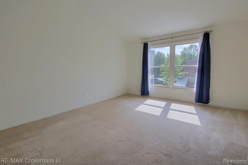 6446 Wilson Road Ann Arbor, MI 48108 - Photo 14 of 27