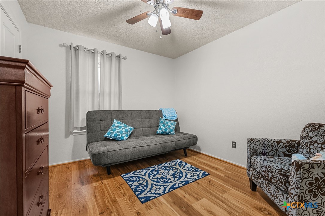 232 Thompson Circle Lorena, TX 76655 - Photo 24 of 35 Bedroom 3