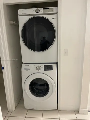 $2,350 | 7130 Northwest 177th Street, Unit 2108, Hialeah, FL 33015