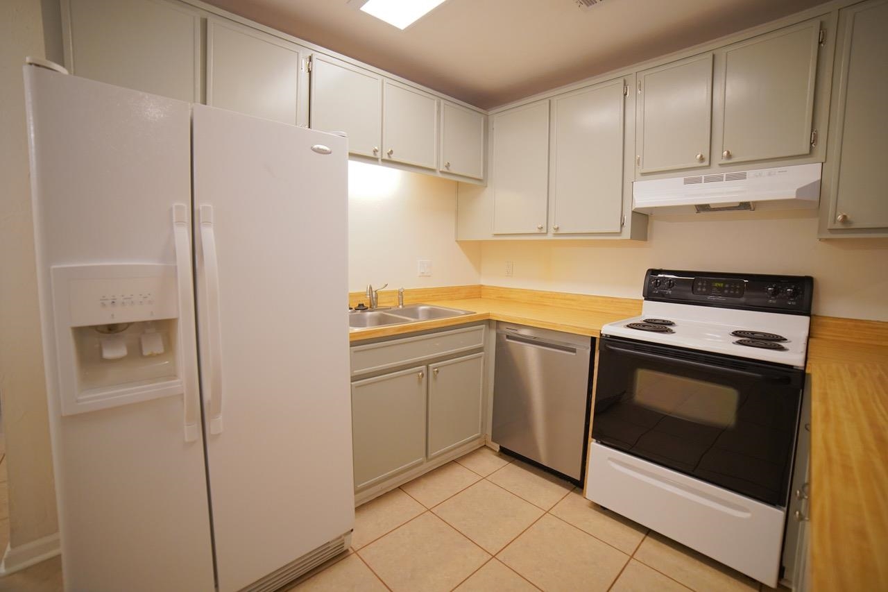 1240 High Road Tallahassee, FL 32304 - Photo 5 of 18