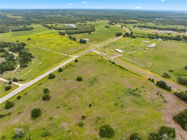 $99,900 | 60 W West, Somerville, TX 77879