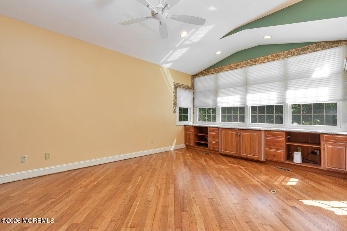 48 Ravine Drive Matawan, NJ 07747 - Photo 4 of 31 Living Room