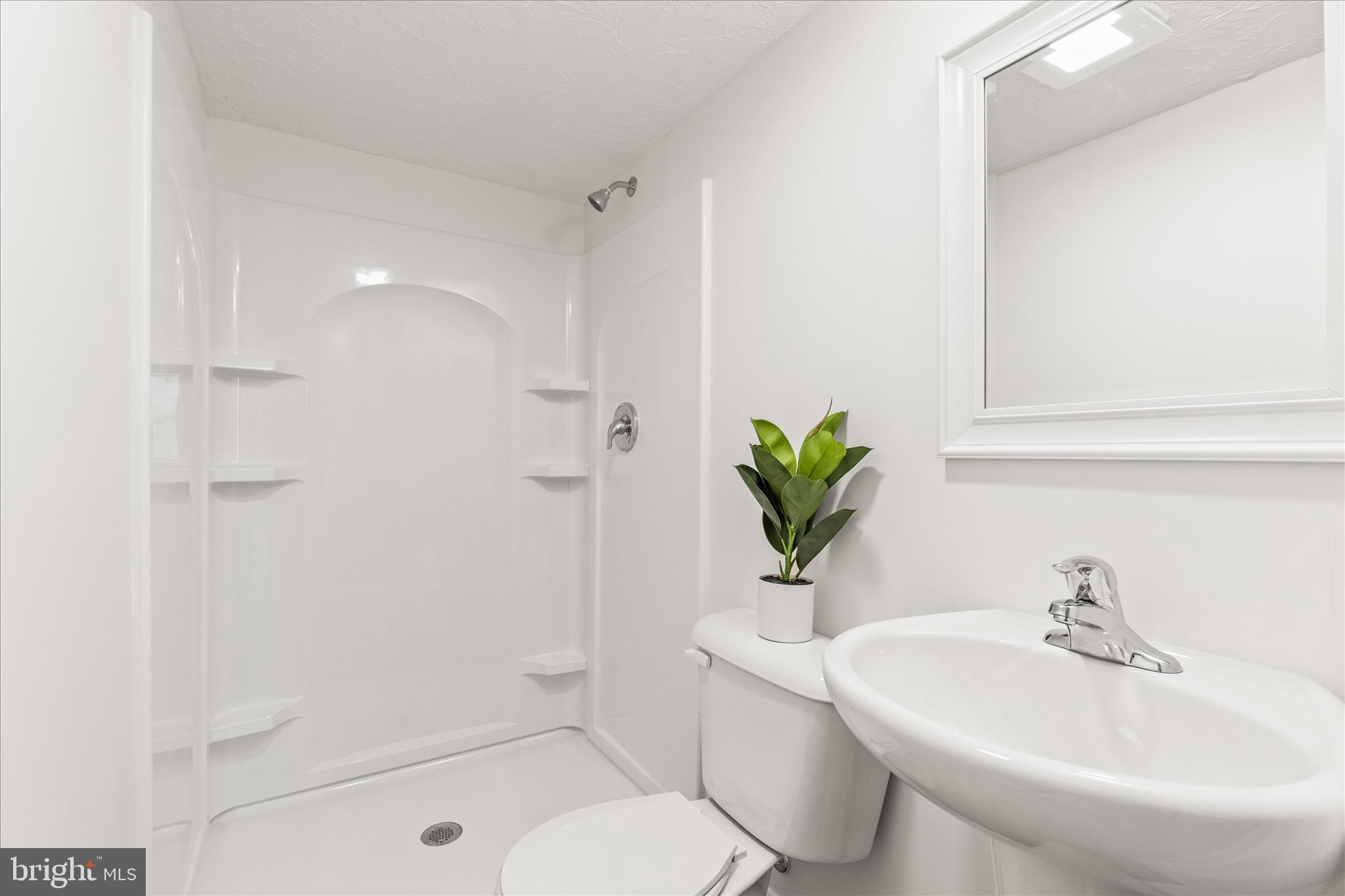 5399 West Canal Road East Berlin, PA 17316 - Photo 22 of 41 Bathroom 2