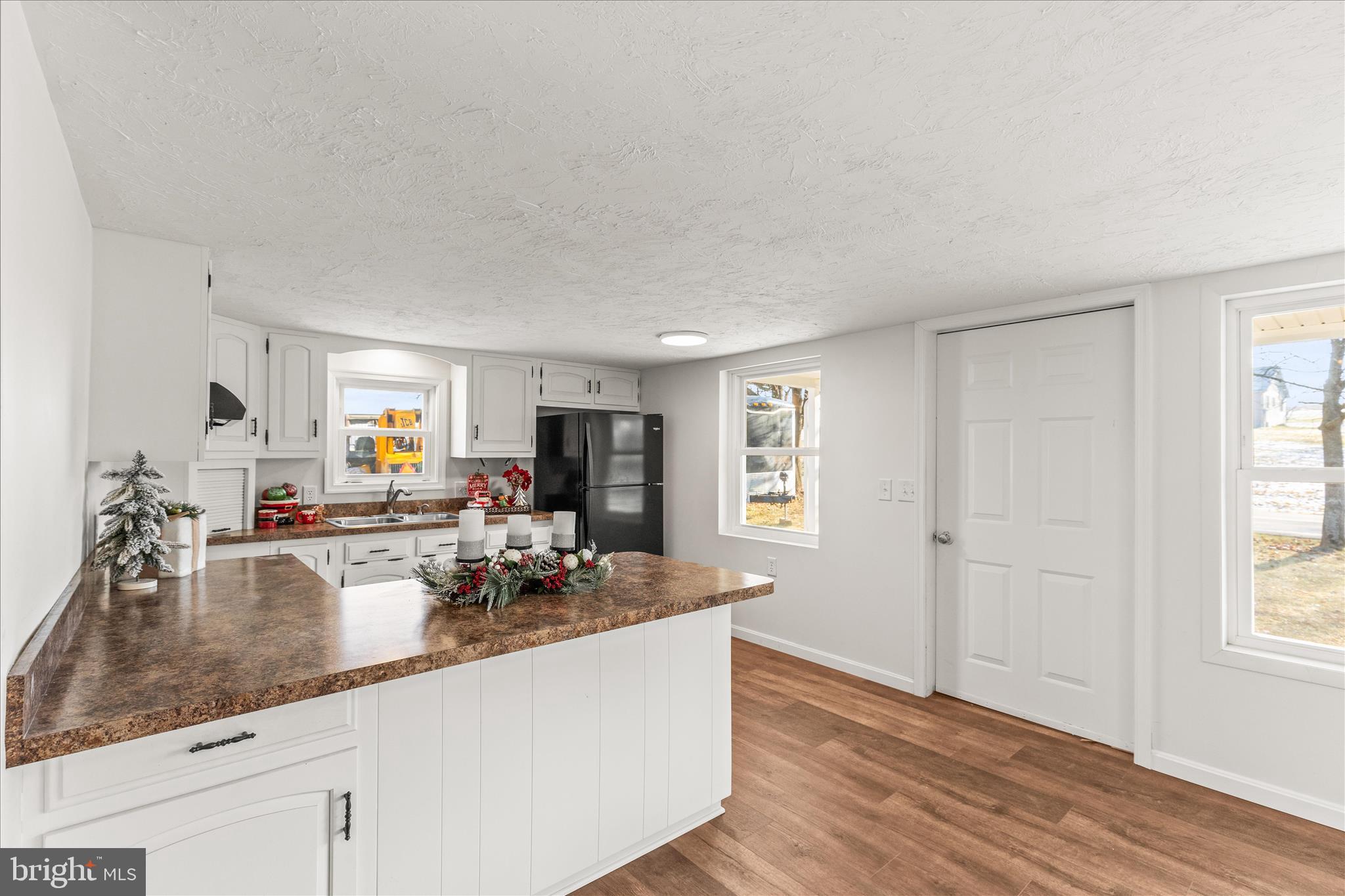 5399 West Canal Road East Berlin, PA 17316 - Photo 7 of 41