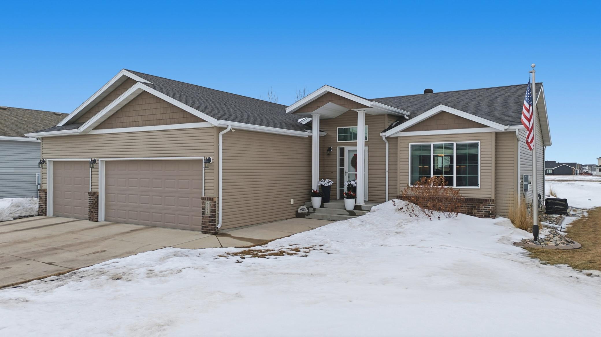 6965 24th Street South Fargo, ND 58104 - Photo 2 of 51