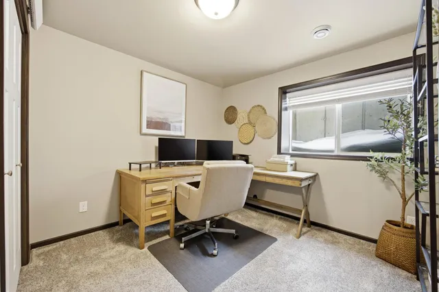 $499,000 | 6965 24th Street South, Fargo, ND 58104