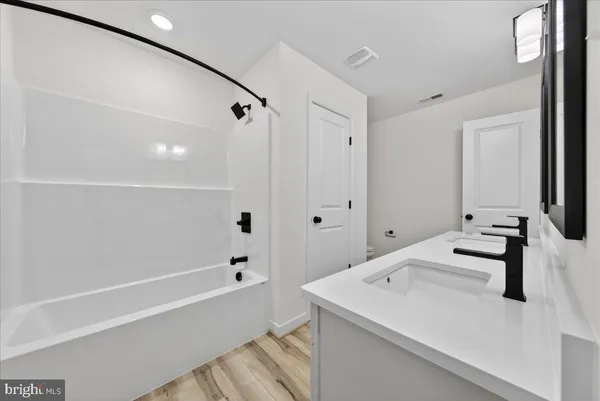 $599,990 | 260 Deerfield Place, Mineral, VA 23117