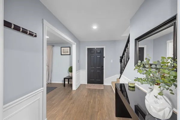 $4,100 | 827 Thicket Lane, Houston, TX 77079