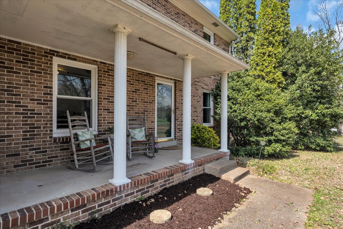 203 12 Oaks Road Tullahoma, TN 37388 - Photo 4 of 44