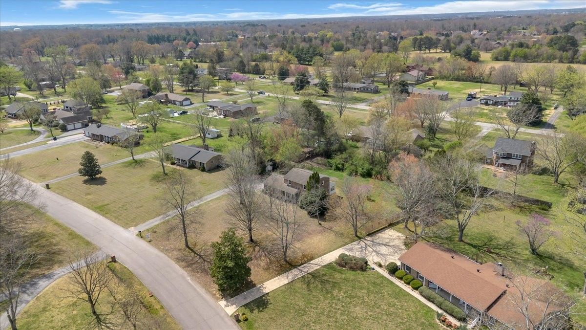 203 12 Oaks Road Tullahoma, TN 37388 - Photo 41 of 44