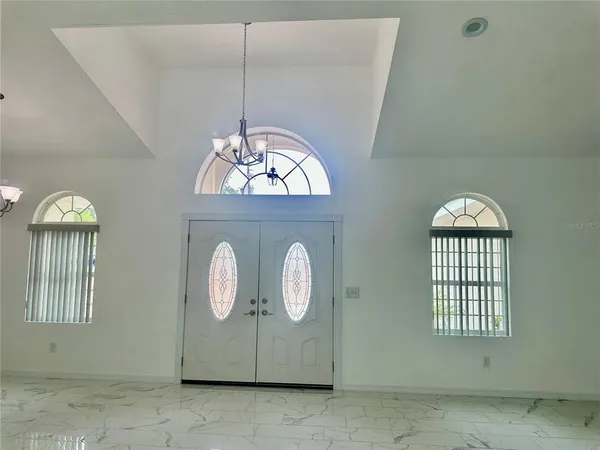 $375,000 | 17271 Peggy Avenue, Mount Dora, FL 32757