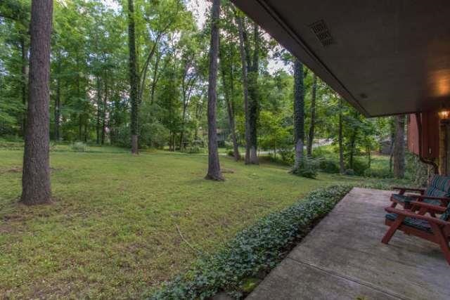 2413 West Ellsworth Road Bloomington, IN 47404 - Photo 2 of 25
