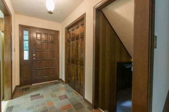 2413 West Ellsworth Road Bloomington, IN 47404 - Photo 3 of 25
