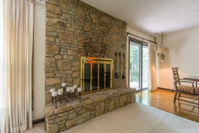 2413 West Ellsworth Road Bloomington, IN 47404 - Photo 8 of 25