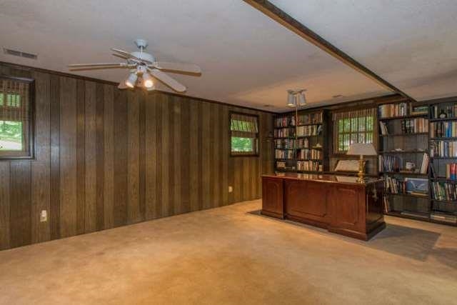 2413 West Ellsworth Road Bloomington, IN 47404 - Photo 10 of 25