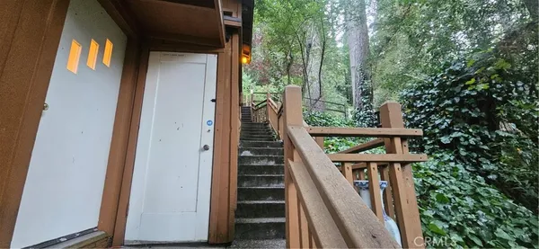 $1,130 | 21455 Delta Way, Unit 1, Monte Rio, CA 95462