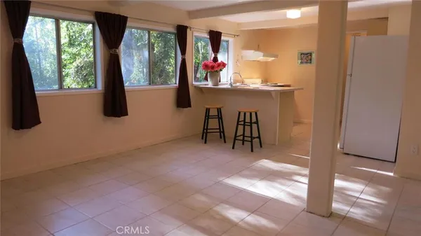 $1,130 | 21455 Delta Way, Unit 1, Monte Rio, CA 95462