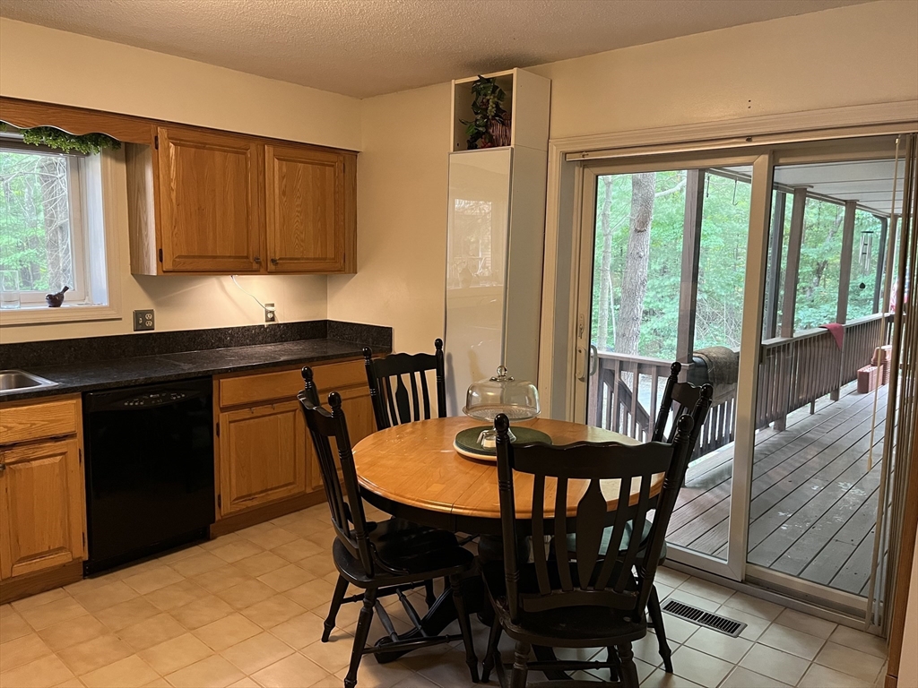 262 Captain Eames Circle, Unit 262 Ashland, MA 01721 - Photo 7 of 15