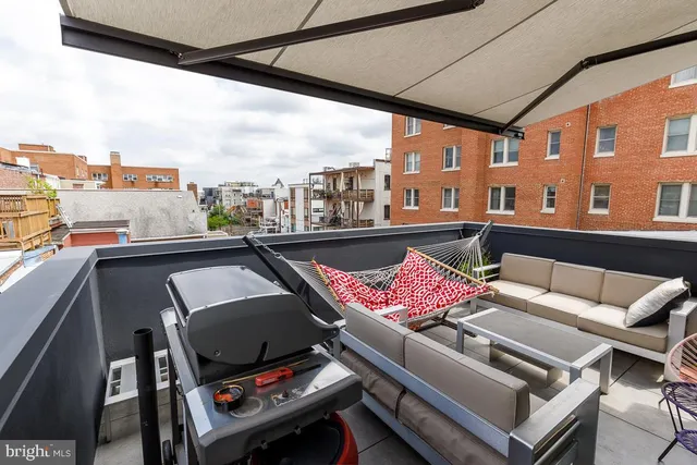 a view of outdoor space yard and patio