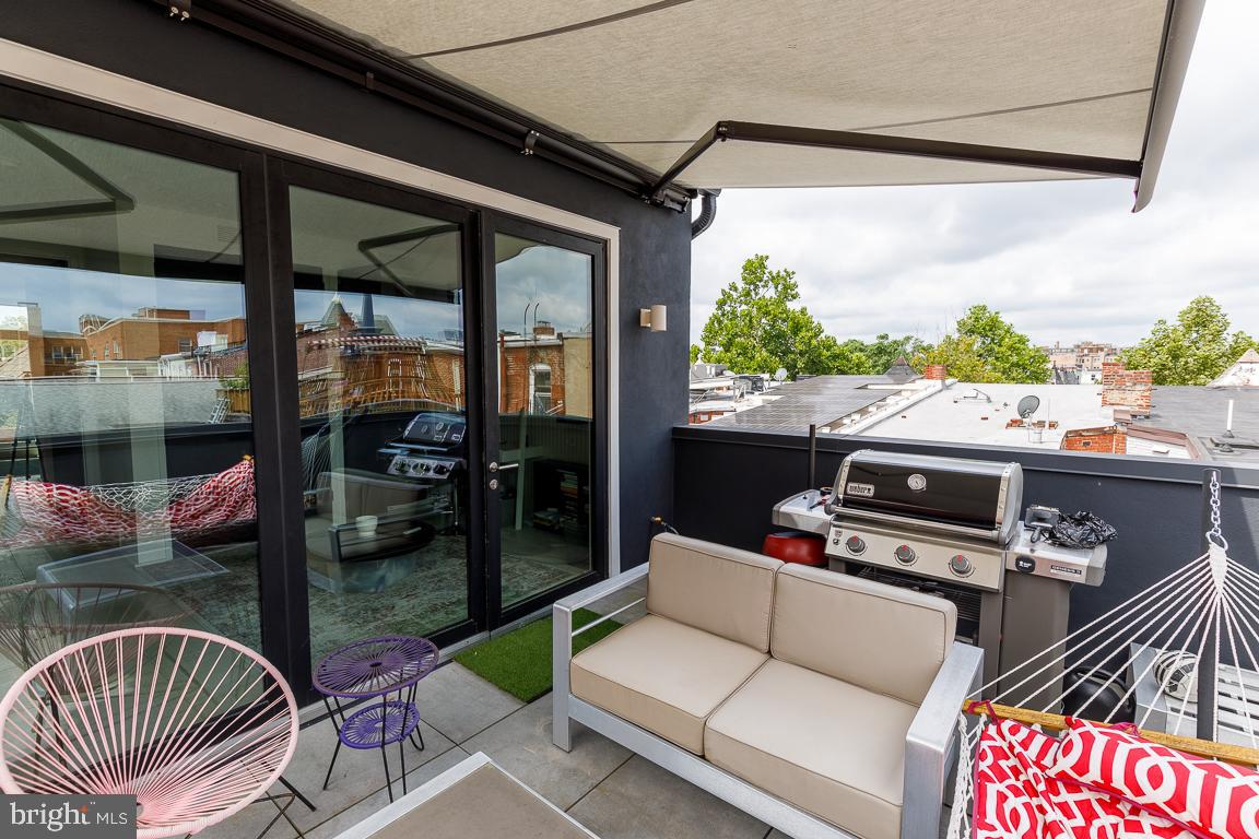 1321 Monroe Street Northwest, Unit PH Washington, DC 20010 - Photo 39 of 40 a view of outdoor space yard and patio