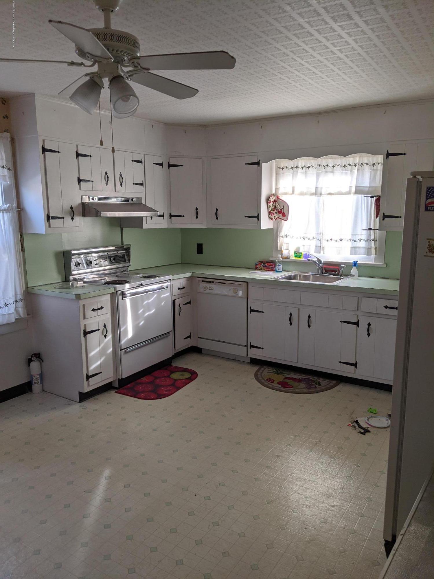 637 Holmdel Road Hazlet, NJ 07730 - Photo 5 of 13 holmdel rd kit