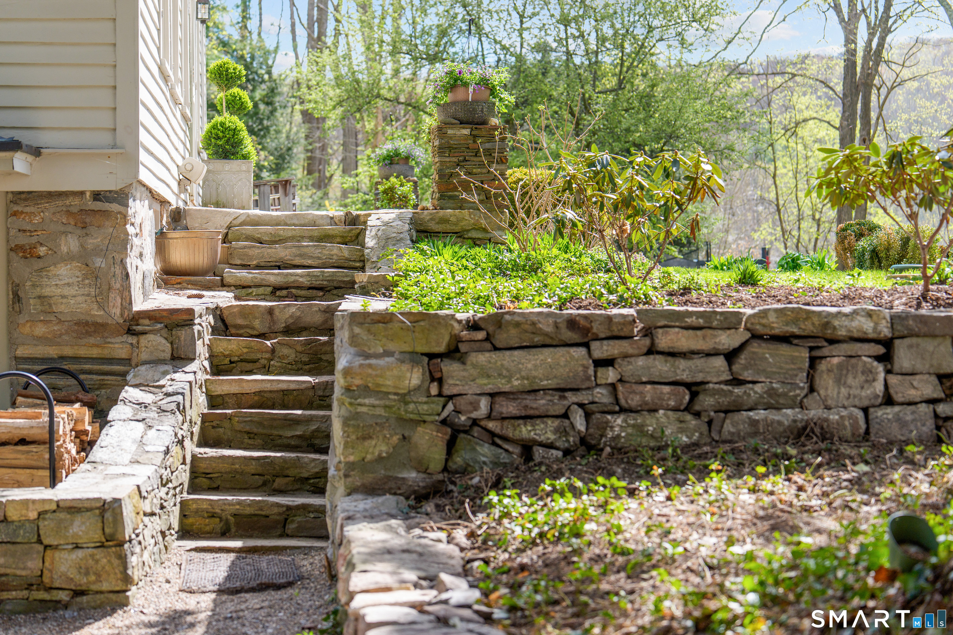 313 Umpawaug Road Redding, CT 06896 - Photo 34 of 40