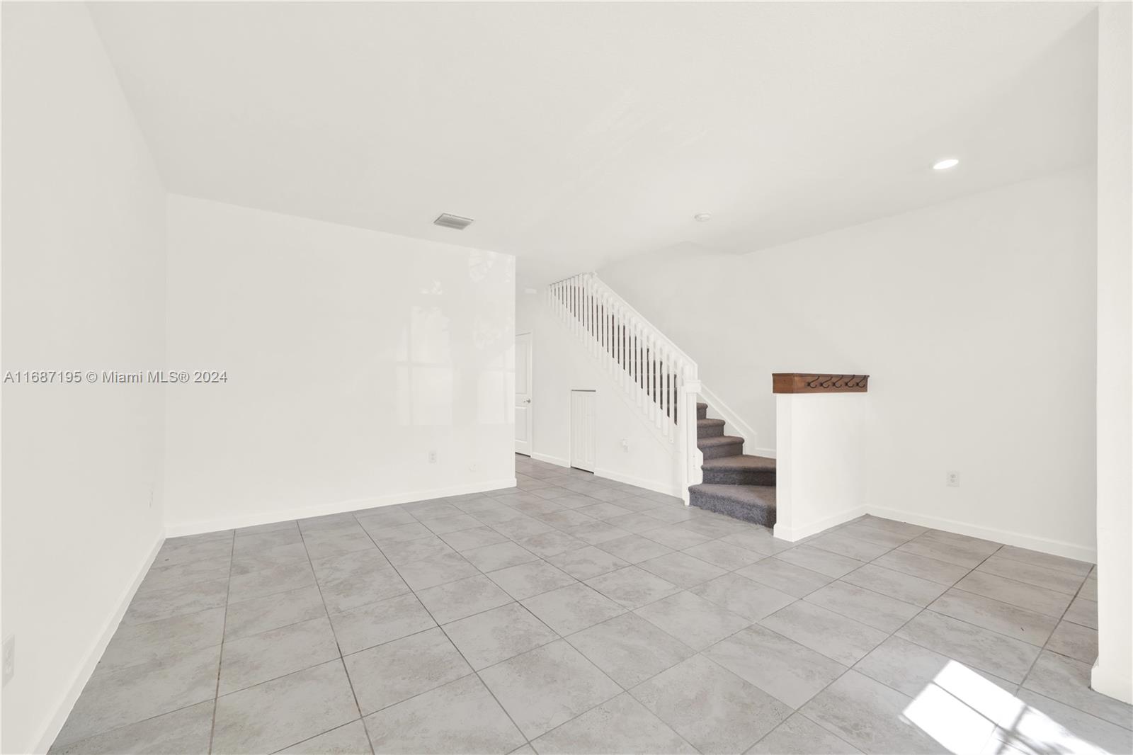 11343 Southwest 250th Terrace, Unit 11343 Homestead, FL 33032 - Photo 4 of 37