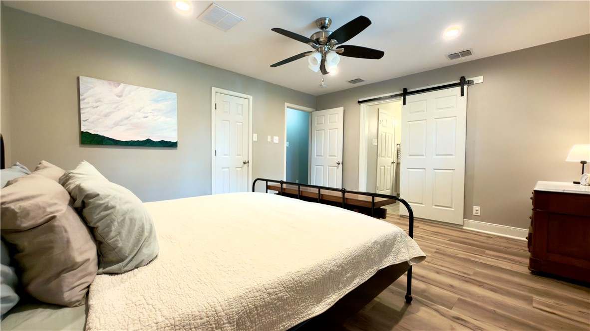 638 Moray Place Corpus Christi, TX 78411 - Photo 22 of 34