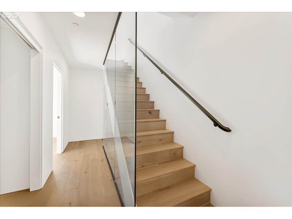 2268 Southeast Division Street Portland, OR 97202 - Photo 14 of 48