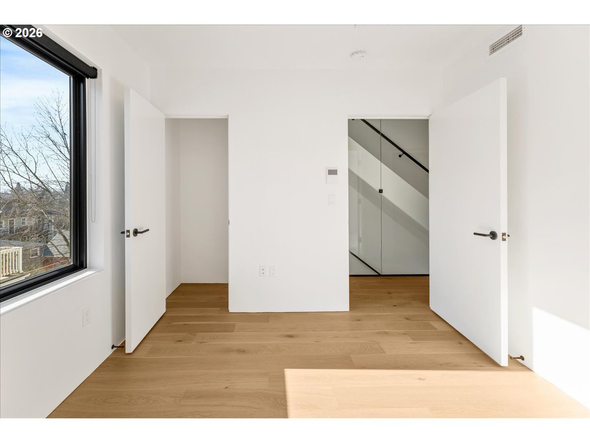 2268 Southeast Division Street Portland, OR 97202 - Photo 24 of 48